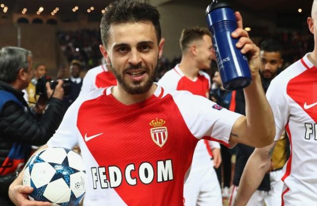  法甲联赛下赛季启用全新比赛用球  